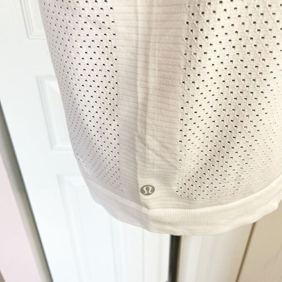 Lululemon Swiftly Lightweight Sleeveless Mesh Muscle Flowy Relax Fit Tank Top - Picture 8 of 10